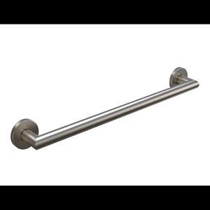 Sleek Silver Bathroom Towel Bar